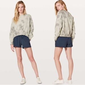 Lululemon Long Sleeve Sweatshirt Top